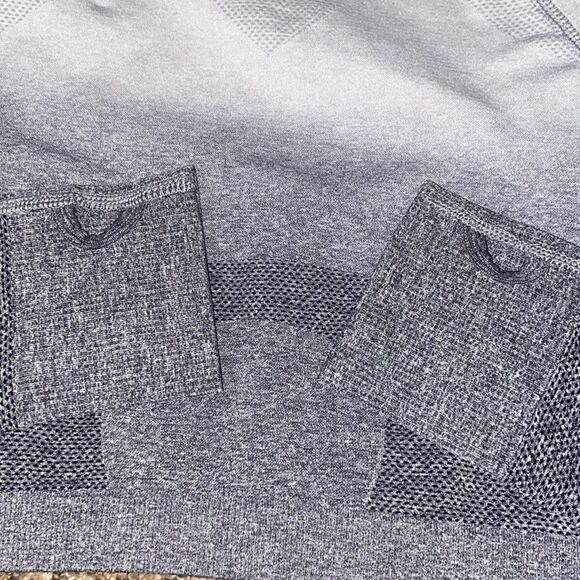 PRETTYLITTLETHING YOGA TOP SPORTS LONG SLEEVE WOMEN SIZE S - Picture 4 of 6